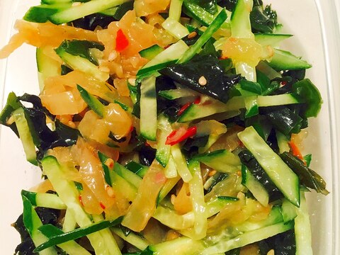 中華くらげとキュウリとワカメの簡単サラダ